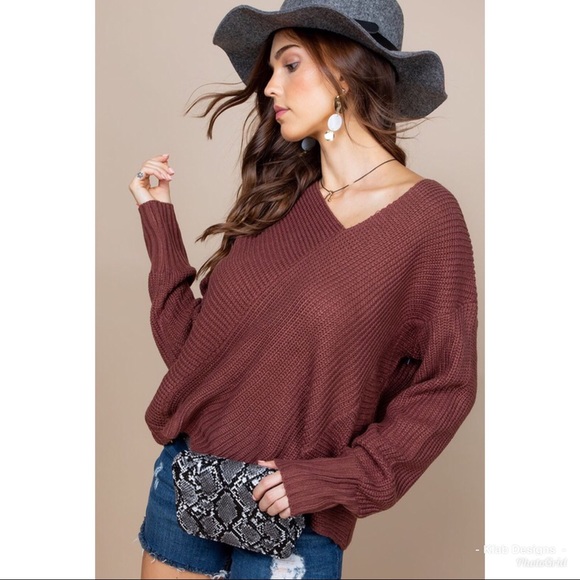 🛍LAST 3! V Neck Sweater with Diagonal Detail! - Picture 5 of 6